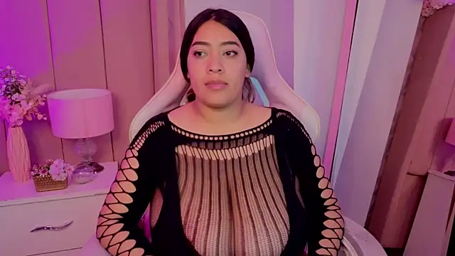 MollyBigBoobs12 online show from 13, 2, 2026