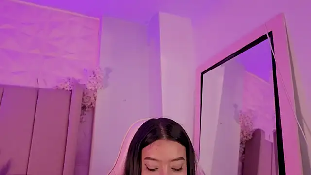 MollyBigBoobs12 online show from 23, 6, 2026