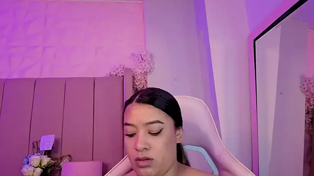 MollyBigBoobs12 online show from 13, 7, 2026