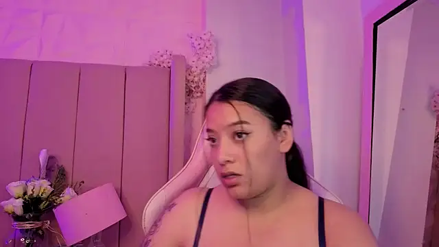 MollyBigBoobs12 online show from 21, 7, 2026