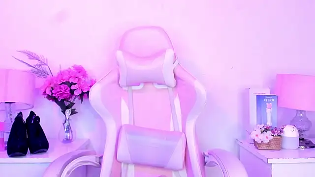 MollyBigBoobs12 online show from 12, 3, 2025