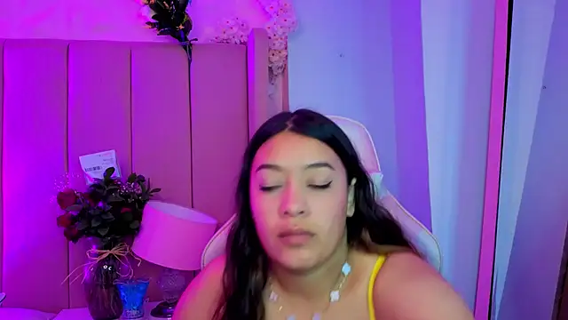 MollyBigBoobs12 online show from 24, 2, 2026