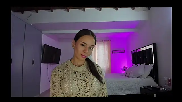 Sara lopez 28 online show from 12, 5, 2026