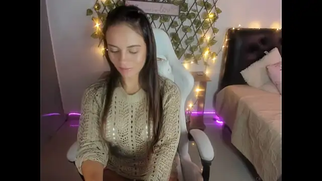 Snapshot of Sara_lopez_28 chatting on 11, 11, 2025 Sara lopez 28 online show from 11, 11, 2025