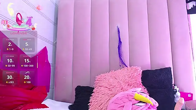 Snapshot of sara_caplerx chatting on 11, 11, 2025 sara caplerx online show from 11, 11, 2025