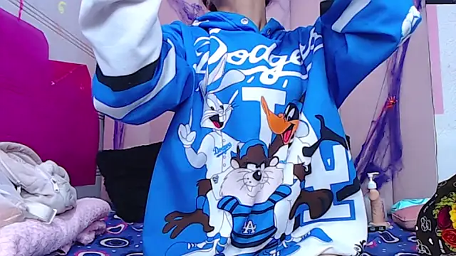 Snapshot of sara_caplerx chatting on 28, 10, 2025 sara caplerx online show from 28, 10, 2025