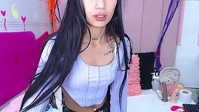 Snapshot of sara_caplerx chatting on 30, 10, 2025 sara caplerx online show from 30, 10, 2025