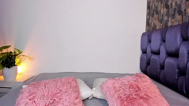 IsabellaAnngel online show from 25, 4, 2026