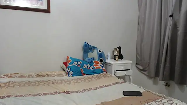 Snapshot of SaraStoneCute chatting on 28, 4, 2026 SaraStoneCute online show from 28, 4, 2026