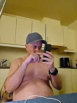 HeteroHotGuy1 online show from 16, 1, 2025