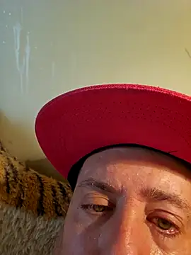 HeteroHotGuy1 online show from 17, 9, 2025