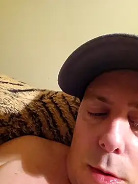 HeteroHotGuy1 online show from 21, 3, 2025