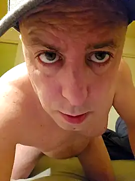 HeteroHotGuy1 online show from 13, 2, 2025