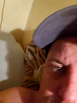 HeteroHotGuy1 online show from 24, 2, 2025