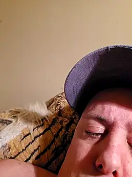 HeteroHotGuy1 online show from 2, 2, 2025