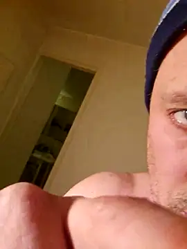 HeteroHotGuy1 online show from 16, 3, 2025