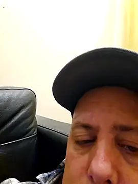 HeteroHotGuy1 online show from 22, 2, 2025