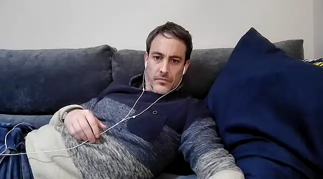 basquehotboy online show from 14, 3, 2025