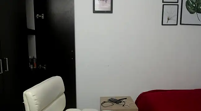 viki mom online show from 22, 3, 2025