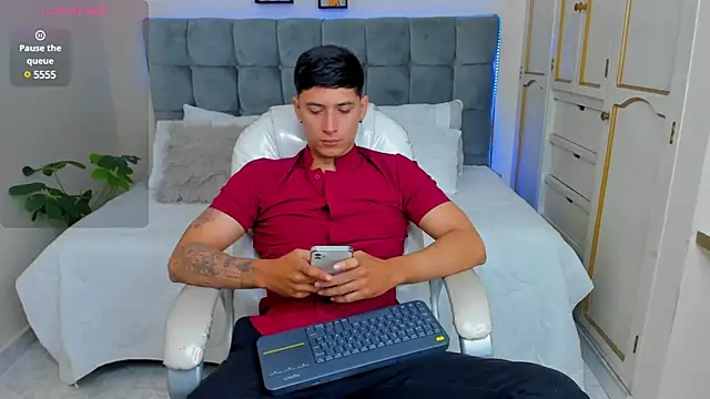 Damian23   online show from 13, 3, 2025