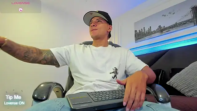 Snapshot of Damian23__ chatting on 14, 2, 2026 Damian23 online show from 14, 2, 2026