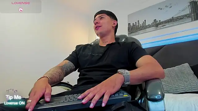 Snapshot of Damian23__ chatting on 15, 2, 2026 Damian23 online show from 15, 2, 2026