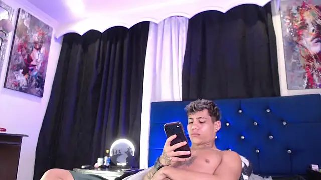Sexys Boys Hot1 online show from 28, 5, 2026