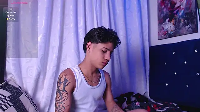 Sexys Boys Hot1 online show from 5, 12, 2025