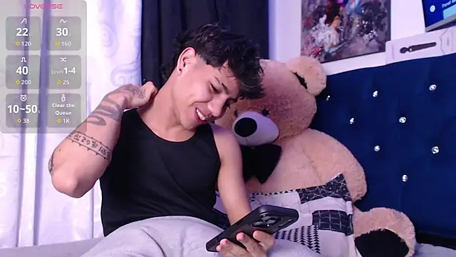 Sexys Boys Hot1 online show from 11, 11, 2025