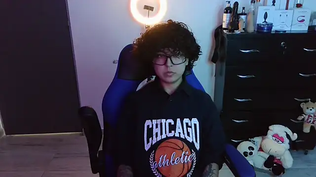 thomascooper7 online show from 28, 10, 2025