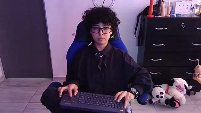 thomascooper7 online show from 18, 3, 2026