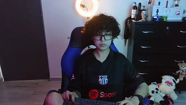 thomascooper7 online show from 5, 10, 2025