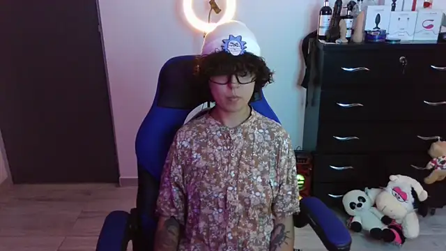 thomascooper7 online show from 8, 11, 2025