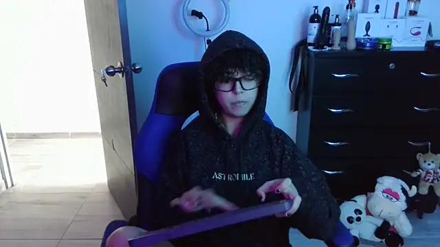 thomascooper7 online show from 30, 9, 2025