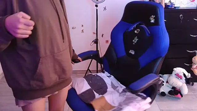 thomascooper7 online show from 28, 11, 2025