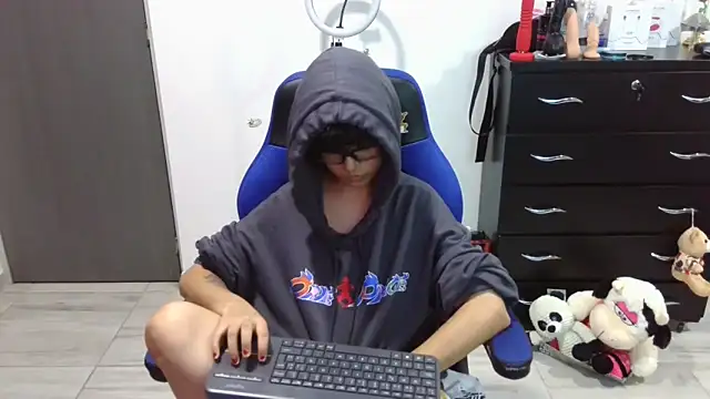 thomascooper7 online show from 11, 3, 2026