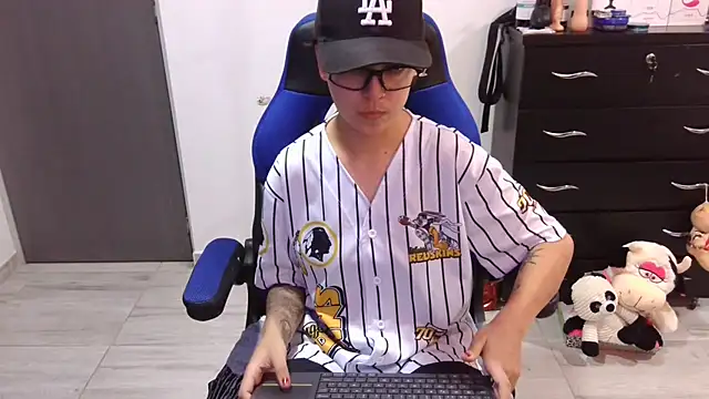 thomascooper7 online show from 30, 11, 2025