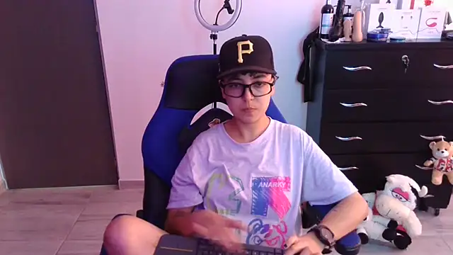 thomascooper7 online show from 11, 11, 2025