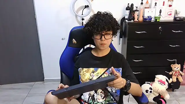 thomascooper7 online show from 11, 9, 2025