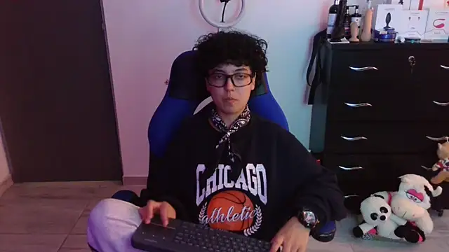 thomascooper7 online show from 8, 2, 2026