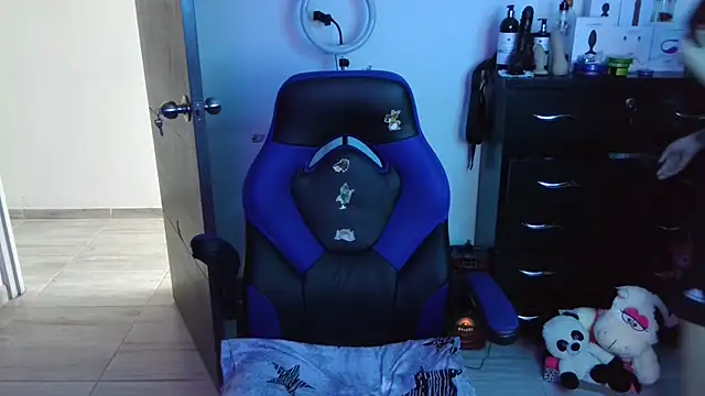 thomascooper7 online show from 3, 10, 2025