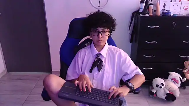 thomascooper7 online show from 23, 2, 2026