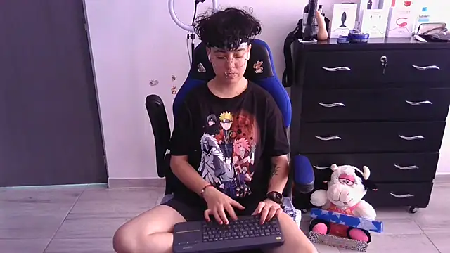 thomascooper7 online show from 22, 3, 2025