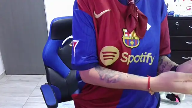 thomascooper7 online show from 23, 2, 2026