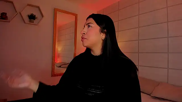 Christine Laam online show from 27, 2, 2026