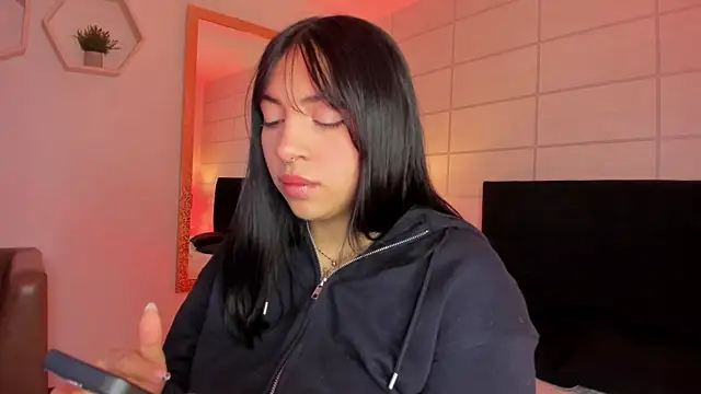 Christine Laam online show from 13, 1, 2026