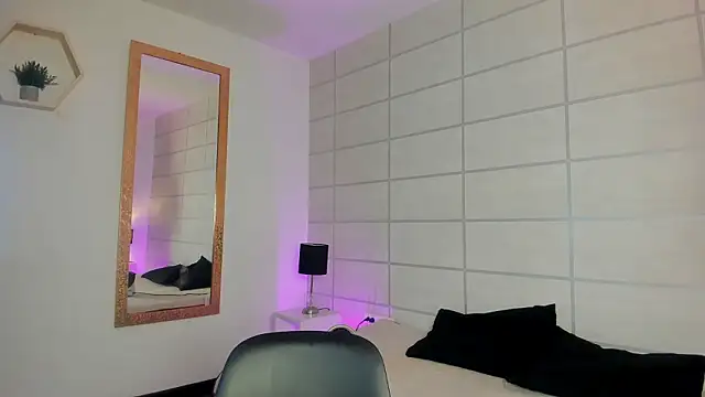 Christine Laam online show from 19, 3, 2026