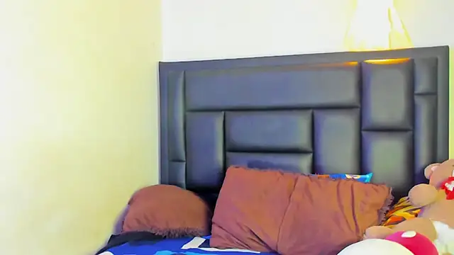 GiselleBlare online show from 25, 10, 2025