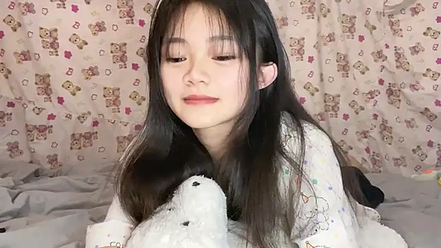 Snapshot of QQQ888zzzxxxcc chatting on 12, 1, 2025 QQQ888zzzxxxcc online show from 12, 1, 2025