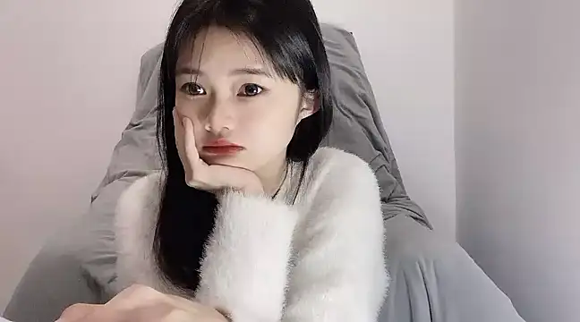 Snapshot of QQQ888zzzxxxcc chatting on 28, 12, 2024 QQQ888zzzxxxcc online show from 28, 12, 2024